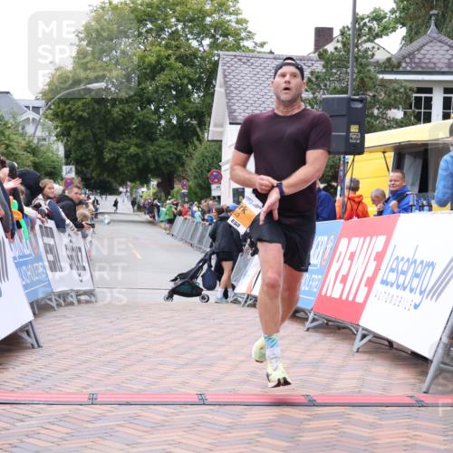 30.08.2026 - Blankeneser Heldenlauf Lena Gebhardt http://msf.ph/oto/10078222 30.08.2026 11:32:00 Ziel 2203 meine-sportfotos.de