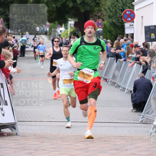 30.08.2026 - Blankeneser Heldenlauf Lena Gebhardt http://msf.ph/oto/10078275 30.08.2026 11:34:15 Ziel 2256 meine-sportfotos.de