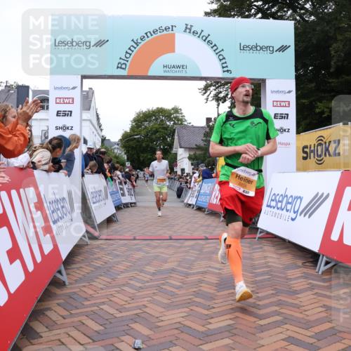 30.08.2026 - Blankeneser Heldenlauf Lena Gebhardt http://msf.ph/oto/10078278 30.08.2026 11:34:19 Ziel 2049, 2106, 2256 meine-sportfotos.de