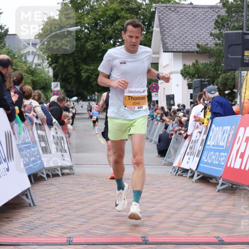 30.08.2026 - Blankeneser Heldenlauf Lena Gebhardt http://msf.ph/oto/10078279 30.08.2026 11:34:20 Ziel 2049, 2106, 2256 meine-sportfotos.de