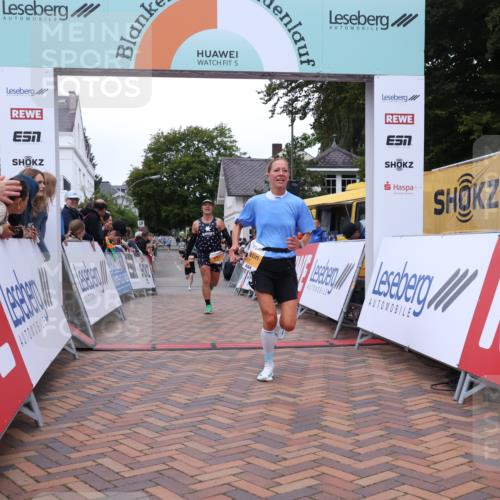 30.08.2026 - Blankeneser Heldenlauf Lena Gebhardt http://msf.ph/oto/10078291 30.08.2026 11:34:30 Ziel 2106, 2317, 2356 meine-sportfotos.de