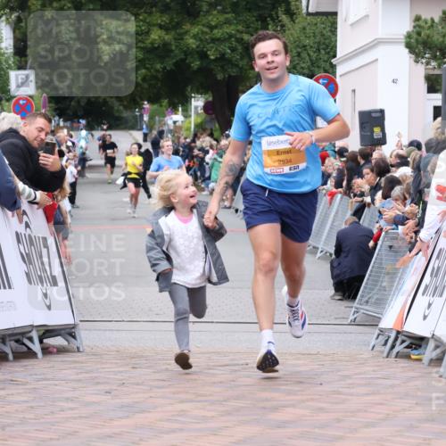 30.08.2026 - Blankeneser Heldenlauf Lena Gebhardt http://msf.ph/oto/10078312 30.08.2026 11:34:50 Ziel 2934 meine-sportfotos.de