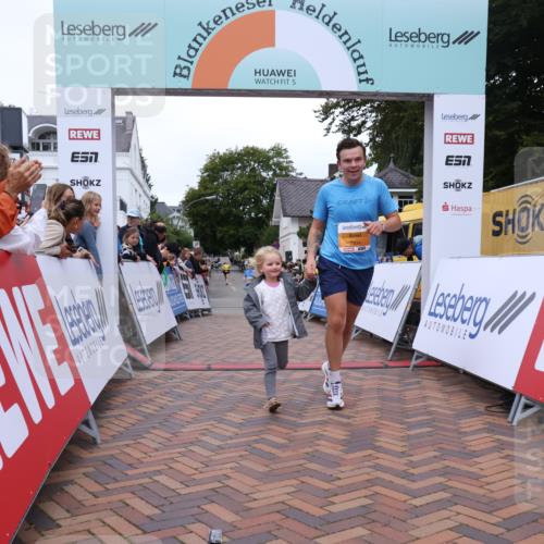30.08.2026 - Blankeneser Heldenlauf Lena Gebhardt http://msf.ph/oto/10078317 30.08.2026 11:34:53 Ziel 2849, 2934 meine-sportfotos.de