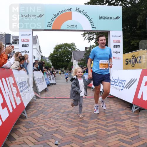 30.08.2026 - Blankeneser Heldenlauf Lena Gebhardt http://msf.ph/oto/10078318 30.08.2026 11:34:53 Ziel 2849, 2934 meine-sportfotos.de