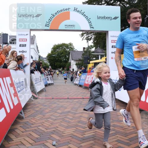 30.08.2026 - Blankeneser Heldenlauf Lena Gebhardt http://msf.ph/oto/10078320 30.08.2026 11:34:53 Ziel 2849, 2934 meine-sportfotos.de
