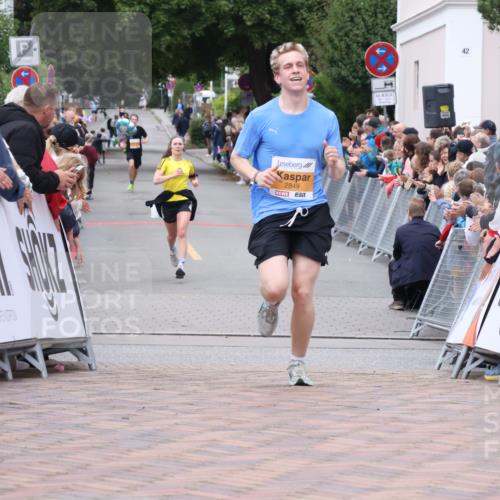 30.08.2026 - Blankeneser Heldenlauf Lena Gebhardt http://msf.ph/oto/10078321 30.08.2026 11:34:55 Ziel 2849, 2934 meine-sportfotos.de
