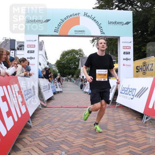 30.08.2026 - Blankeneser Heldenlauf Lena Gebhardt http://msf.ph/oto/10078337 30.08.2026 11:35:11 Ziel 2359 meine-sportfotos.de