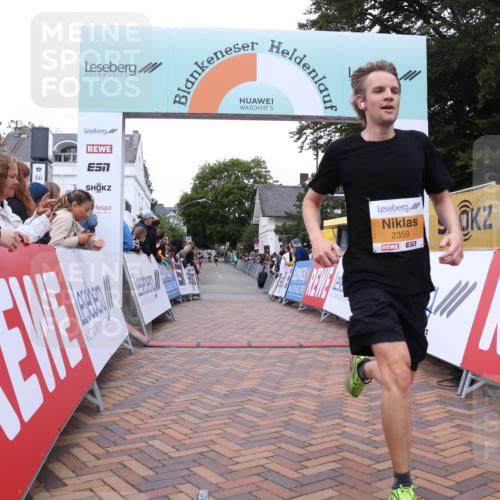 30.08.2026 - Blankeneser Heldenlauf Lena Gebhardt http://msf.ph/oto/10078338 30.08.2026 11:35:11 Ziel 2359 meine-sportfotos.de