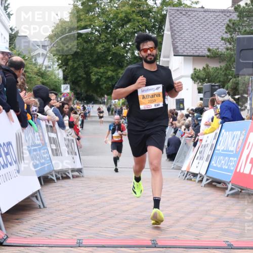 30.08.2026 - Blankeneser Heldenlauf Lena Gebhardt http://msf.ph/oto/10078343 30.08.2026 11:35:25 Ziel 2253 meine-sportfotos.de