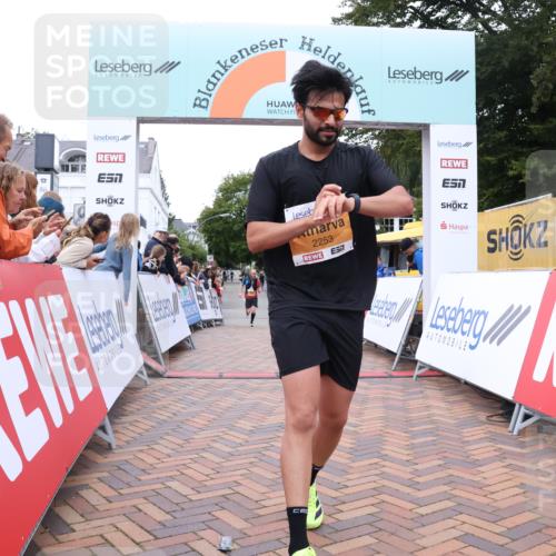 30.08.2026 - Blankeneser Heldenlauf Lena Gebhardt http://msf.ph/oto/10078346 30.08.2026 11:35:27 Ziel 2253, 2938 meine-sportfotos.de