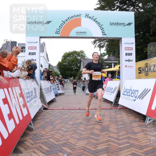 30.08.2026 - Blankeneser Heldenlauf Lena Gebhardt http://msf.ph/oto/10078355 30.08.2026 11:35:45 Ziel 2587, 2772 meine-sportfotos.de