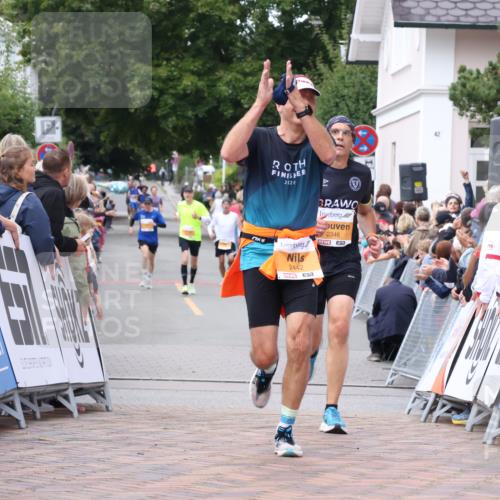 30.08.2026 - Blankeneser Heldenlauf Lena Gebhardt http://msf.ph/oto/10078417 30.08.2026 11:37:52 Ziel 2346, 2442 meine-sportfotos.de