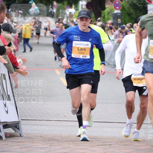 30.08.2026 - Blankeneser Heldenlauf Lena Gebhardt http://msf.ph/oto/10078424 30.08.2026 11:38:00 Ziel 2024, 2346, 2355, 2384, 2442, 2920 meine-sportfotos.de