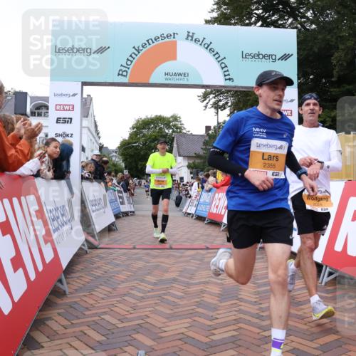 30.08.2026 - Blankeneser Heldenlauf Lena Gebhardt http://msf.ph/oto/10078429 30.08.2026 11:38:03 Ziel 2024, 2346, 2355, 2384, 2920 meine-sportfotos.de