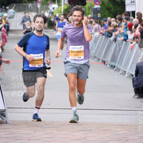 30.08.2026 - Blankeneser Heldenlauf Lena Gebhardt http://msf.ph/oto/10078435 30.08.2026 11:38:08 Ziel 2024, 2355, 2384, 2740, 2817, 2920 meine-sportfotos.de