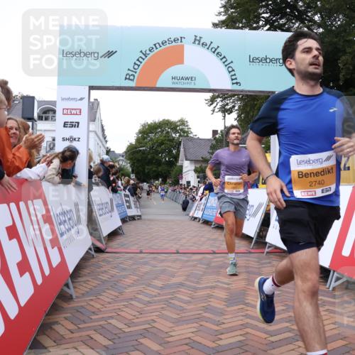30.08.2026 - Blankeneser Heldenlauf Lena Gebhardt http://msf.ph/oto/10078440 30.08.2026 11:38:12 Ziel 2740, 2817 meine-sportfotos.de