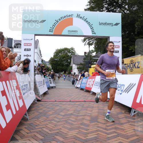 30.08.2026 - Blankeneser Heldenlauf Lena Gebhardt http://msf.ph/oto/10078441 30.08.2026 11:38:13 Ziel 2740, 2817 meine-sportfotos.de
