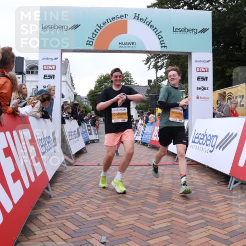 30.08.2026 - Blankeneser Heldenlauf Lena Gebhardt http://msf.ph/oto/10078508 30.08.2026 11:39:28 Ziel 2192, 2207, 2525, 2643, 2743 meine-sportfotos.de