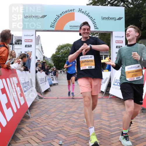 30.08.2026 - Blankeneser Heldenlauf Lena Gebhardt http://msf.ph/oto/10078509 30.08.2026 11:39:29 Ziel 2192, 2207, 2525, 2643, 2743 meine-sportfotos.de