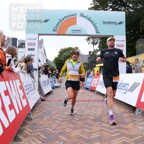 30.08.2026 - Blankeneser Heldenlauf Lena Gebhardt http://msf.ph/oto/10078527 30.08.2026 11:39:52 Ziel 2102, 2342, 2757, 2833, 2948 meine-sportfotos.de