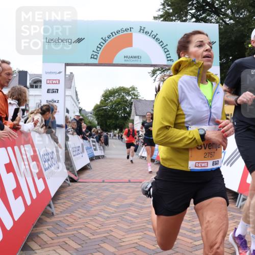 30.08.2026 - Blankeneser Heldenlauf Lena Gebhardt http://msf.ph/oto/10078529 30.08.2026 11:39:53 Ziel 2102, 2342, 2757, 2833, 2948 meine-sportfotos.de