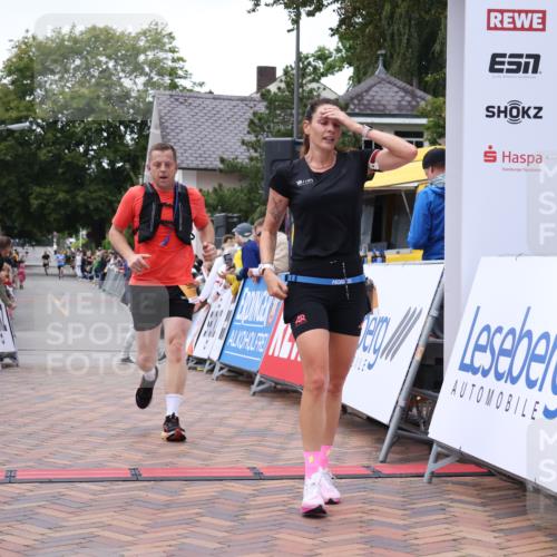 30.08.2026 - Blankeneser Heldenlauf Lena Gebhardt http://msf.ph/oto/10078530 30.08.2026 11:39:54 Ziel 2102, 2757, 2833, 2948 meine-sportfotos.de