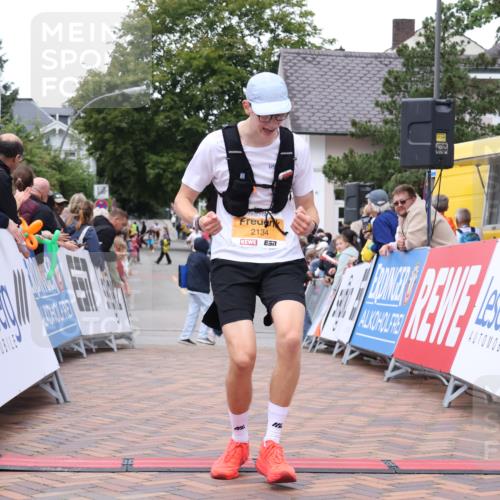 30.08.2026 - Blankeneser Heldenlauf Lena Gebhardt http://msf.ph/oto/10078547 30.08.2026 11:40:38 Ziel 2134 meine-sportfotos.de