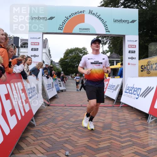 30.08.2026 - Blankeneser Heldenlauf Lena Gebhardt http://msf.ph/oto/10078567 30.08.2026 11:41:06 Ziel 2069, 2484, 2823 meine-sportfotos.de