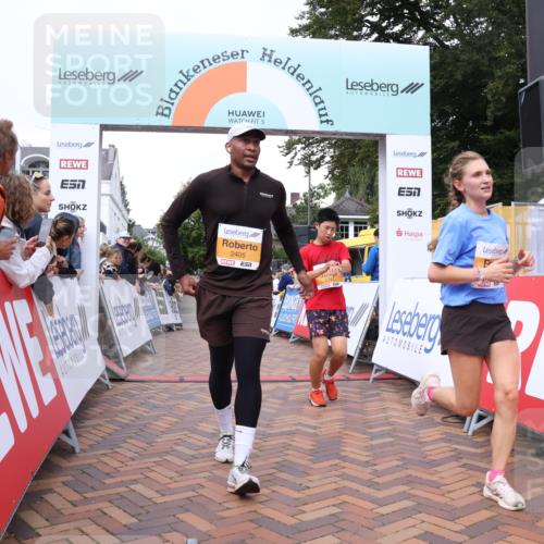 30.08.2026 - Blankeneser Heldenlauf Lena Gebhardt http://msf.ph/oto/10078585 30.08.2026 11:41:46 Ziel 2405, 2762, 2797 meine-sportfotos.de