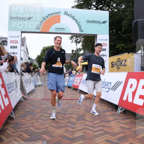 30.08.2026 - Blankeneser Heldenlauf Lena Gebhardt http://msf.ph/oto/10078593 30.08.2026 11:41:53 Ziel 2361, 2424, 2797 meine-sportfotos.de