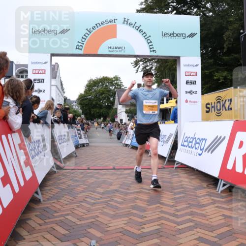 30.08.2026 - Blankeneser Heldenlauf Lena Gebhardt http://msf.ph/oto/10078600 30.08.2026 11:42:02 Ziel 2935 meine-sportfotos.de
