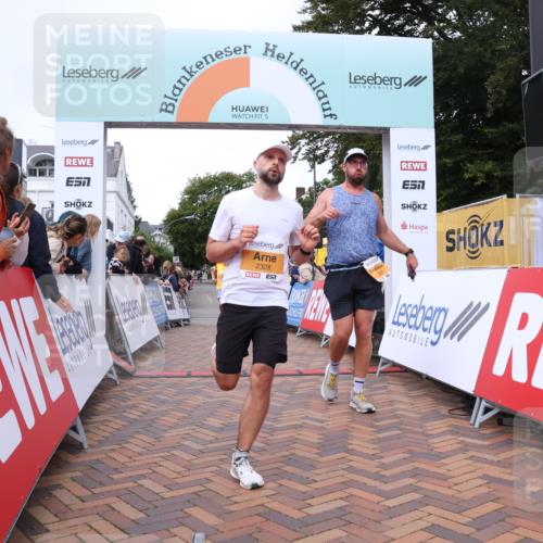 30.08.2026 - Blankeneser Heldenlauf Lena Gebhardt http://msf.ph/oto/10078607 30.08.2026 11:42:11 Ziel 2328, 2432, 2520 meine-sportfotos.de