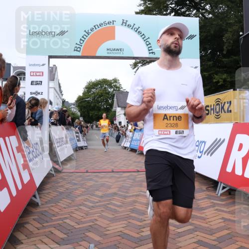 30.08.2026 - Blankeneser Heldenlauf Lena Gebhardt http://msf.ph/oto/10078608 30.08.2026 11:42:12 Ziel 2328, 2432, 2520 meine-sportfotos.de