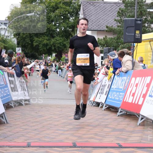 30.08.2026 - Blankeneser Heldenlauf Lena Gebhardt http://msf.ph/oto/10078628 30.08.2026 11:42:44 Ziel 2524, 2563 meine-sportfotos.de
