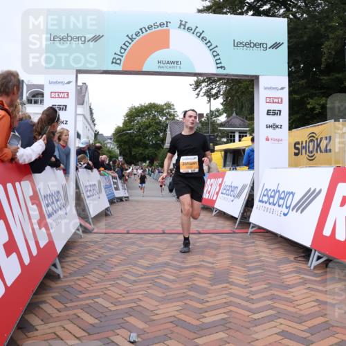 30.08.2026 - Blankeneser Heldenlauf Lena Gebhardt http://msf.ph/oto/10078629 30.08.2026 11:42:45 Ziel 2524, 2563 meine-sportfotos.de