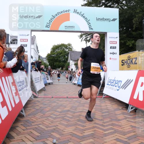 30.08.2026 - Blankeneser Heldenlauf Lena Gebhardt http://msf.ph/oto/10078630 30.08.2026 11:42:46 Ziel 2494, 2563 meine-sportfotos.de