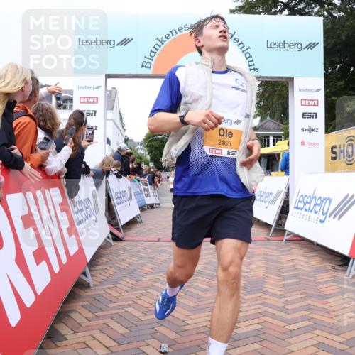30.08.2026 - Blankeneser Heldenlauf Lena Gebhardt http://msf.ph/oto/10078641 30.08.2026 11:42:55 Ziel 2032, 2437, 2465, 2494 meine-sportfotos.de