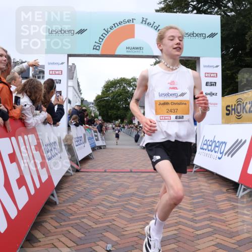 30.08.2026 - Blankeneser Heldenlauf Lena Gebhardt http://msf.ph/oto/10078646 30.08.2026 11:42:59 Ziel 2032, 2437, 2465 meine-sportfotos.de