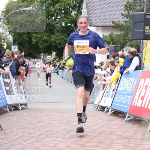 30.08.2026 - Blankeneser Heldenlauf Lena Gebhardt http://msf.ph/oto/10078649 30.08.2026 11:43:04 Ziel 2437, 2897 meine-sportfotos.de