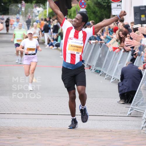 30.08.2026 - Blankeneser Heldenlauf Lena Gebhardt http://msf.ph/oto/10078654 30.08.2026 11:43:09 Ziel 2170, 2897 meine-sportfotos.de