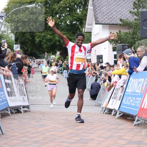 30.08.2026 - Blankeneser Heldenlauf Lena Gebhardt http://msf.ph/oto/10078657 30.08.2026 11:43:11 Ziel 2170, 2897 meine-sportfotos.de