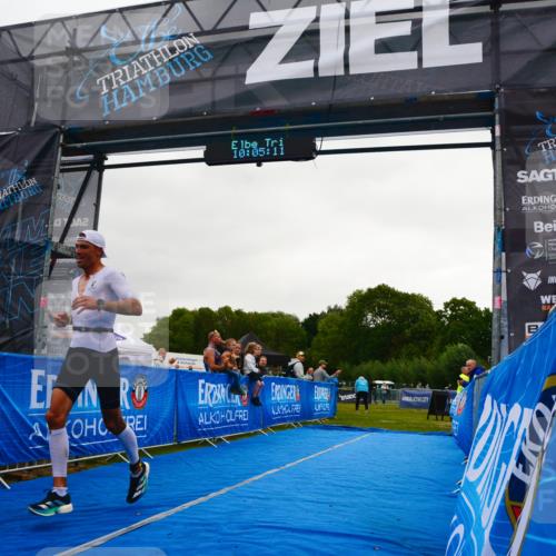 30.08.2026 - Elbe Triathlon Hamburg LAZAROV Photography http://msf.ph/oto/10078735 30.08.2026 10:05:11 Ziel 188 meine-sportfotos.de