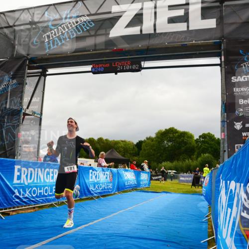 30.08.2026 - Elbe Triathlon Hamburg LAZAROV Photography http://msf.ph/oto/10078773 30.08.2026 10:10:03 Ziel 181, 240 meine-sportfotos.de