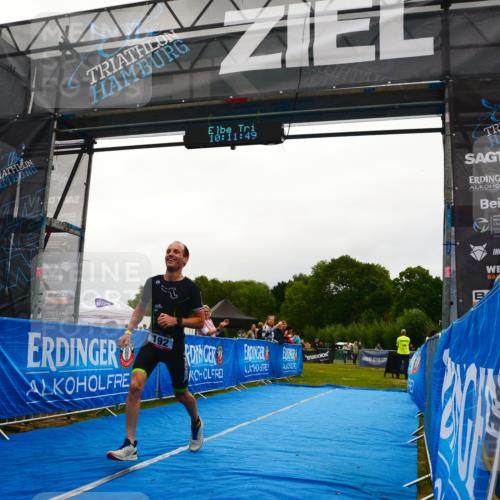 30.08.2026 - Elbe Triathlon Hamburg LAZAROV Photography http://msf.ph/oto/10078791 30.08.2026 10:11:49 Ziel 192 meine-sportfotos.de