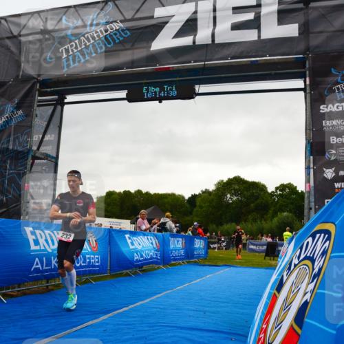 30.08.2026 - Elbe Triathlon Hamburg LAZAROV Photography http://msf.ph/oto/10078824 30.08.2026 10:14:31 Ziel 232, 238 meine-sportfotos.de