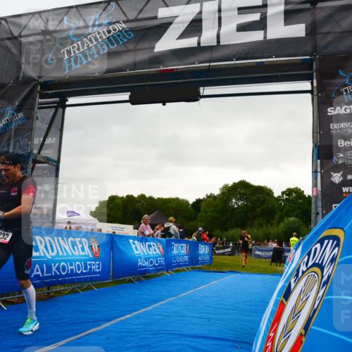 30.08.2026 - Elbe Triathlon Hamburg LAZAROV Photography http://msf.ph/oto/10078827 30.08.2026 10:14:31 Ziel 232, 238 meine-sportfotos.de