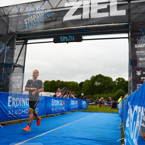 30.08.2026 - Elbe Triathlon Hamburg LAZAROV Photography http://msf.ph/oto/10078840 30.08.2026 10:16:16 Ziel 191 meine-sportfotos.de