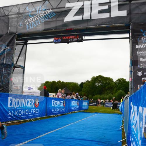 30.08.2026 - Elbe Triathlon Hamburg LAZAROV Photography http://msf.ph/oto/10078888 30.08.2026 10:18:56 Ziel 235 meine-sportfotos.de
