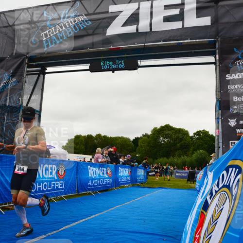30.08.2026 - Elbe Triathlon Hamburg LAZAROV Photography http://msf.ph/oto/10078901 30.08.2026 10:20:06 Ziel 244 meine-sportfotos.de
