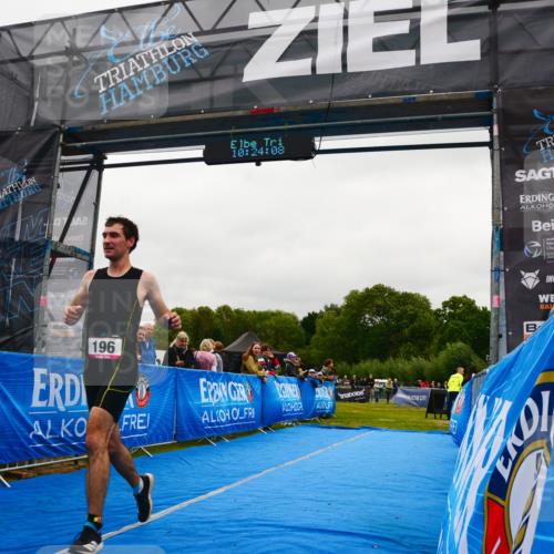 30.08.2026 - Elbe Triathlon Hamburg LAZAROV Photography http://msf.ph/oto/10078926 30.08.2026 10:24:08 Ziel 196 meine-sportfotos.de
